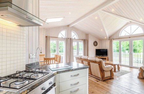 Willington Cottage | 3 bedroom accommodation in Mercia Marina, Willington
