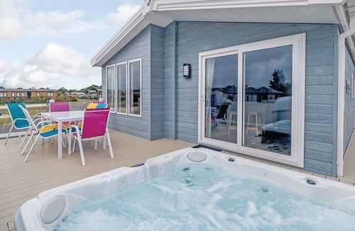 Woodbury Cabin | 3 bedroom accommodation in Clyst St Mary, Nr Exeter