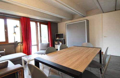 Flaine Apartment | 3 Pièces Rénové pour 6 Pers. à Flaine Forum - 50m², Proche Pistes et Commerces - FR-1-687-35