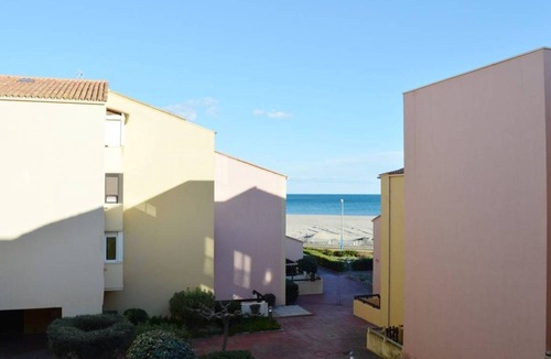 Saint-Pierre-la-Mer Apartment | 30 m² Apartment ∙ 1 bedroom ∙ 6 guests