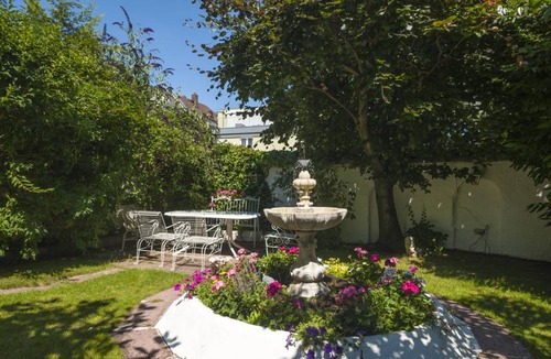 Sachsenhausen-Sud Bed & Breakfast | 30 m² Bed and breakfast ∙ 2 guests