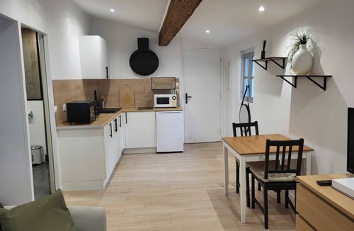 Historic Centre Apartment | 30 m² Studio flat ∙ 2 guests
