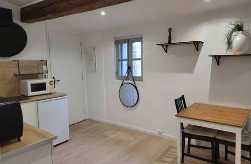 Historic Centre Apartment | 30 m² Studio flat ∙ 2 guests