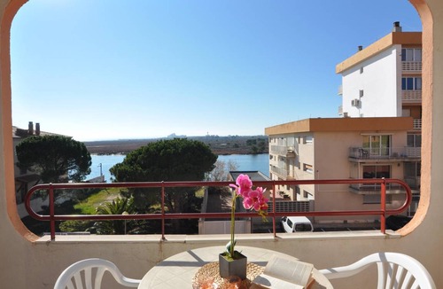Santa Margarida Apartment | 30 m² Studio flat ∙ 1 bedroom ∙ 3 guests