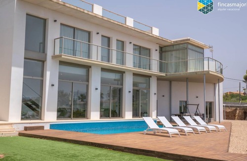 Cala Pi Villa | 300 m² Villa ∙ 4 bedrooms ∙ 8 guests