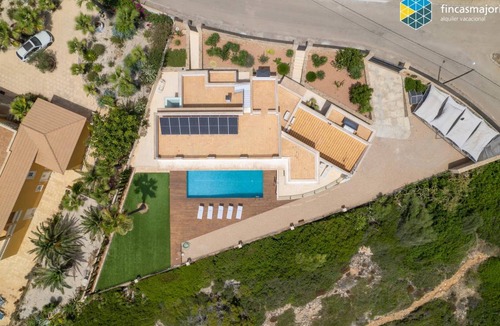 Cala Pi Villa | 300 m² Villa ∙ 4 bedrooms ∙ 8 guests