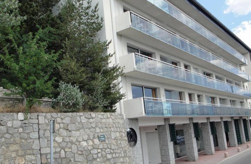 Font-Romeu-Odeillo-Via Apartment | 300m from ski lifts, tv, ski locker, 69-71m², Font Romeu