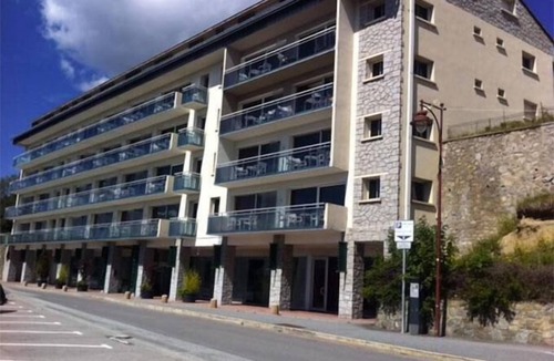 Font-Romeu-Odeillo-Via Apartment | 300m from ski lifts, tv, ski locker, 69-71m², Font Romeu