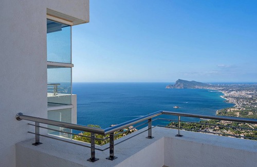 Altea la Vella Villa | 307 m² Villa ∙ 3 bedrooms ∙ 6 guests