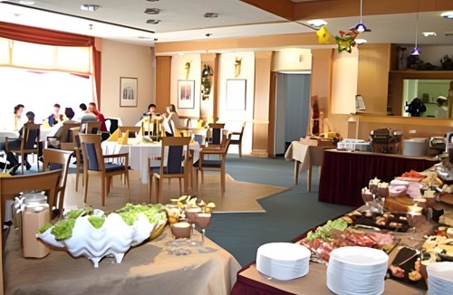 Stassfurt Bed & Breakfast | 35 m² Bed and breakfast ∙ 4 guests