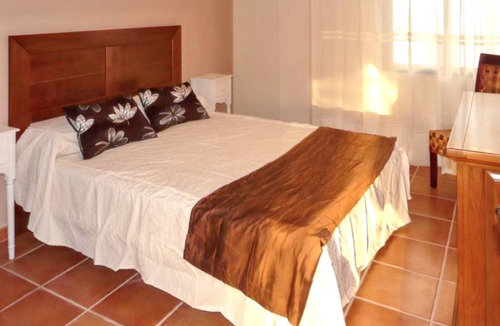 Villamiel House | 357 m² House ∙ 6 bedrooms ∙ 19 guests