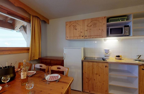 Chamrousse Apartment | 37 m² Apartment ∙ 1 bedroom ∙ 6 guests