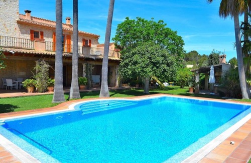 Binissalem Villa | 380 m² Villa ∙ 4 bedrooms ∙ 8 guests