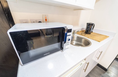 Selly Oak Apartment | 39 North Road Studios Near QE and UOB