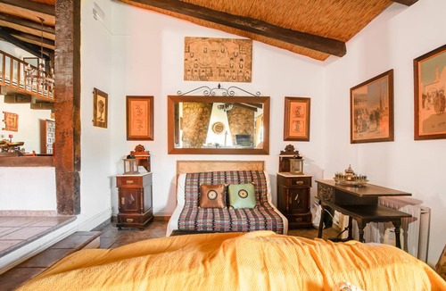 Valverde de Leganes House | 392 m² House ∙ 4 bedrooms ∙ 10 guests