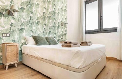 La Merced Apartment | 3BR apartment with parking and patio in the center by REMS