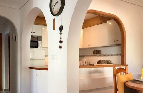 Los Alcazares Villa | 4 Bed 3 Bath Villa Sleeps 8, Pool Wifi TV Close to Beach Restaurants and Shops