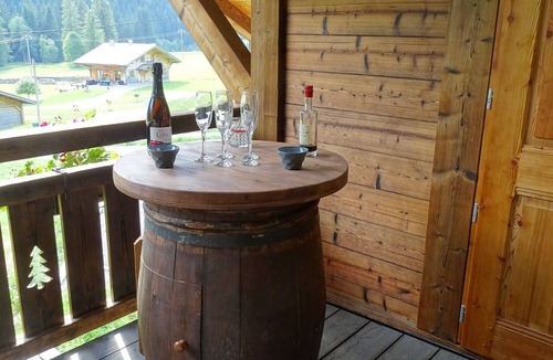 Abondance Ski Chalet | 4 bedroom detached chalet ABONDANCE nature environment.