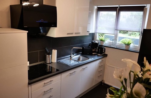 Region Hannover District House | 4 Bedroom Private vacation home in Langenhagen