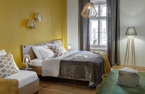 Petrska ctvrt Apartment | 4 Trees Apartments by Adrez