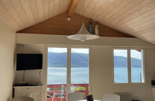 Veyrier-du-Lac Ski Chalet | 40 m² Chalet ∙ 1 bedroom ∙ 4 guests