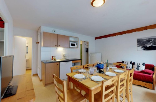 Termignon Apartment | 46 m² Apartment ∙ 3 bedrooms ∙ 8 guests