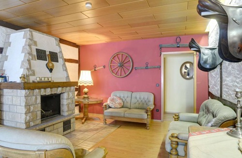 Hehlen House | 496 m² House ∙ 1 bedroom ∙ 20 guests