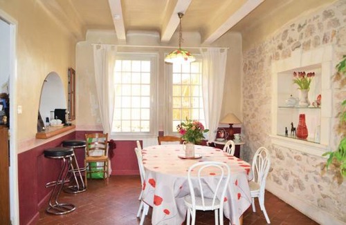 Meyreuil House | 5 bedroom accommodation in Meyreuil