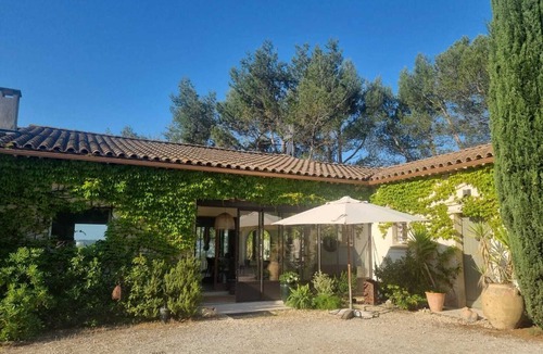 Villeneuve-les-Avignon Villa | 5 Minutes From Avignon, Villa + Pool Panoramic View of Palais des Papes