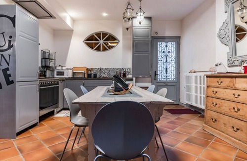 Avignon City Centre House | 5-star House with garden and heated swimming pool - city center - aircon