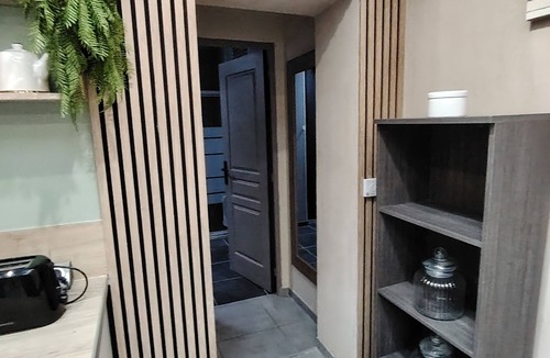 Vitrolles Apartment | 50m2 of Peace in the Heart of Vitrolles