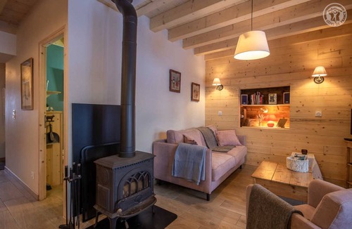 Le Noyer House | 53 m² Gîte ∙ 2 bedrooms ∙ 4 guests