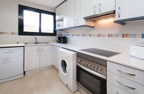 L'Escala Apartment | 54 m² Apartment ∙ 2 bedrooms ∙ 4 guests