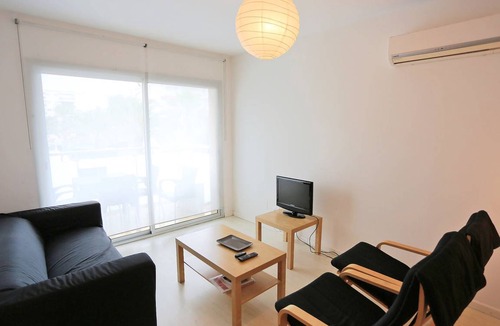 Salou City Centre Apartment | 55 m² Apartment ∙ 2 bedrooms ∙ 5 guests