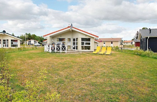 Lensterstrand House | 6 person holiday home in GROEMITZ