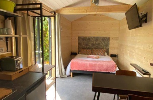 Saint-Martin-Belle-Roche House | 60 m² House ∙ 2 bedrooms ∙ 5 guests