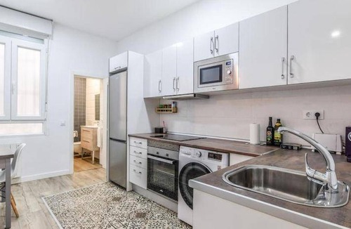 Embajadores Apartment | 60 m² Apartment ∙ 3 bedrooms ∙ 7 guests
