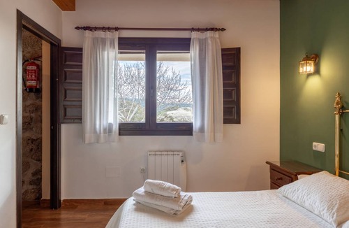 Fresnedillas de la Oliva Apartment | 65 m² Apartment ∙ 2 bedrooms ∙ 6 guests