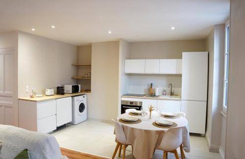 Bourg-en-Bresse Apartment | 69 m² Apartment ∙ 2 bedrooms ∙ 6 guests