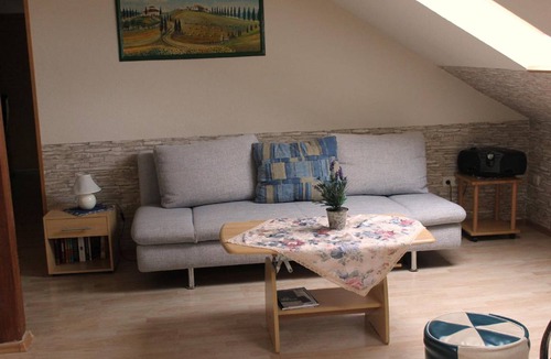 Hanau Apartment | 75 m² Apartment ∙ 1 bedroom ∙ 4 guests