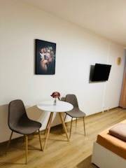Prague 3 Apartment | 75 m² Apartment ∙ 2 bedrooms ∙ 6 guests