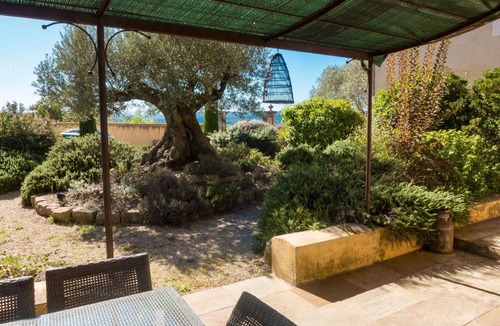 Pauligne House | 750 m² House ∙ 12 bedrooms ∙ 24 guests