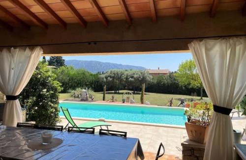Lagnes Villa | 84A - "Mas d'Elise" magnificent villa with pool in the heart of Luberon