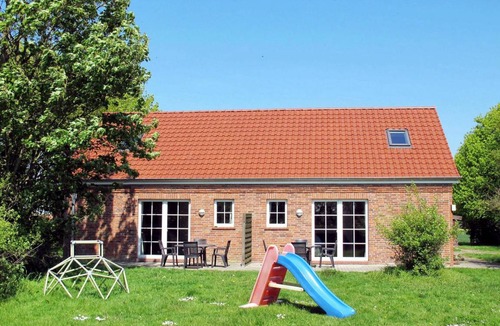 Bunde Other | 85 m² Accommodation ∙ 4 bedrooms ∙ 7 guests