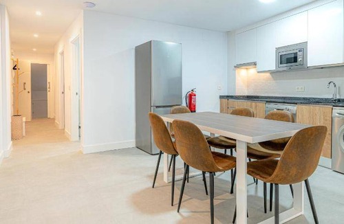 Plaza Mayor Apartment | 90 m² Apartment ∙ 3 bedrooms ∙ 127 guests