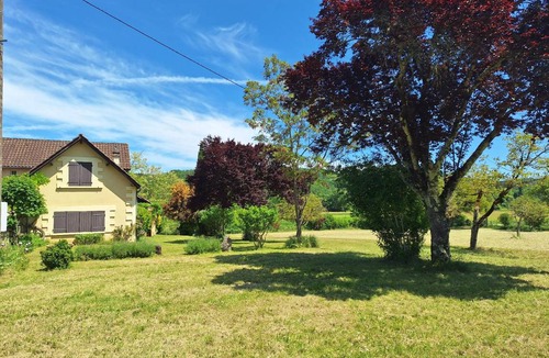 Saint-Cybranet House | 90 m² House ∙ 2 bedrooms ∙ 6 guests