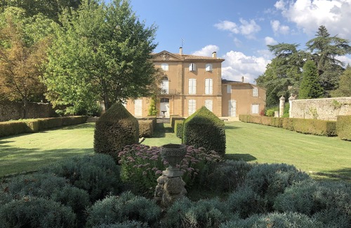 Grand Sud House | A bastide in the countryside near Aix en Provence