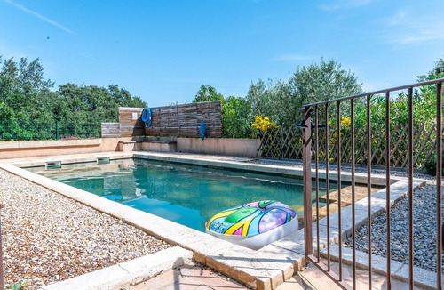Reauville Villa | A modern villa with swimming pool and views in Drôme Provençale
