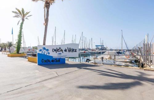 Caleta de Velez Apartment | A&N Seaport 2B