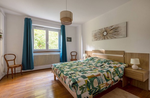 Schiltigheim Apartment | Agréable Appartement de 3 Pièces et Balcon Avec vue sur le Parc